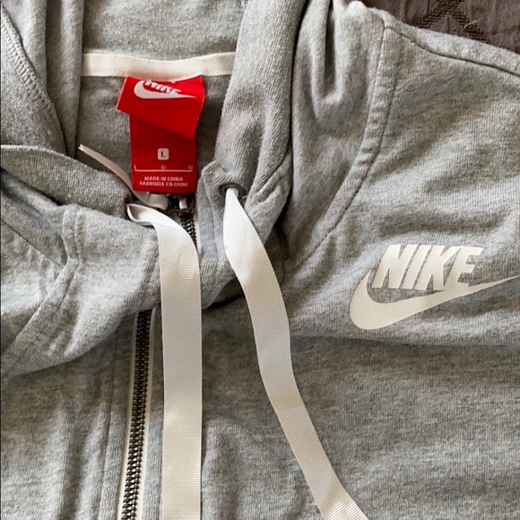 Nike Jacket - Picture 2 of 2